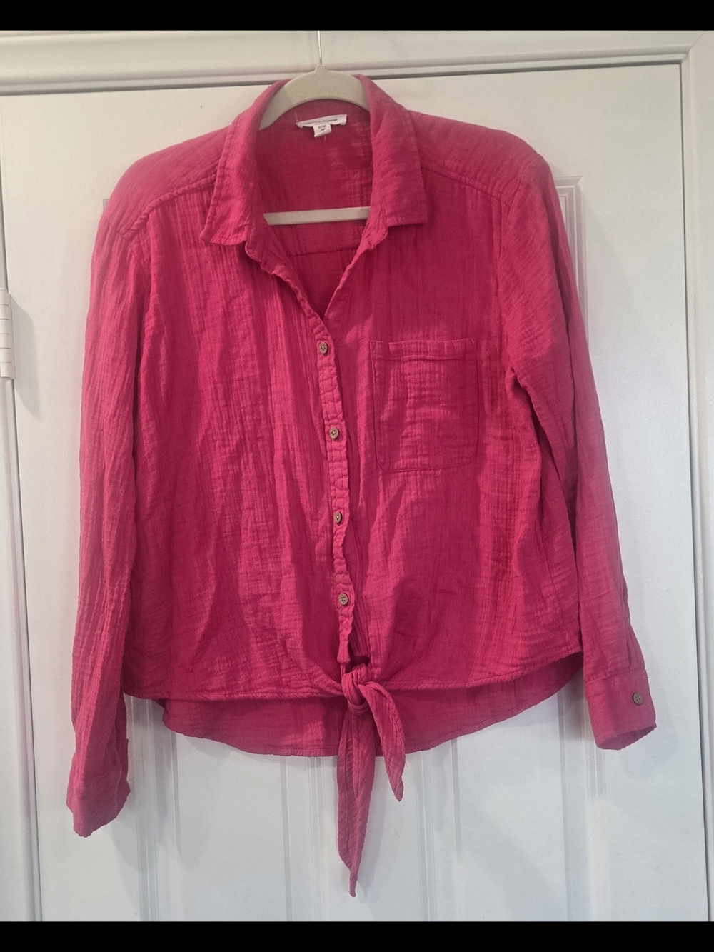 beachlunchlounge Gauzy Hot Pink Tie-Hem Button-Front Women’s Top Beach Resort